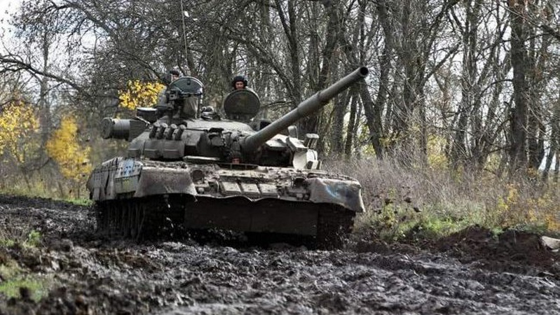 ЗСУ завдали втрат ворогу під Бахмутом та збили гелікоптер окупантів, - Генштаб