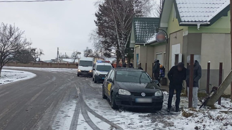 У Прилуцькому легковик збив 49-річну велосипедистку. ФОТО