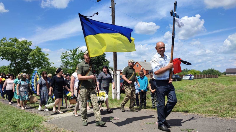 Волиняни попрощалися із загиблим Героєм Юрієм Свиридюком