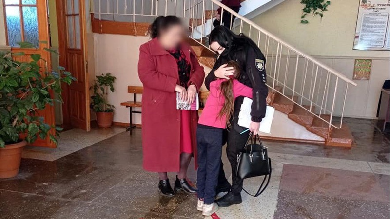 Попросилася в дитячий заклад: юна волинянка розповіла, що її б’ють батьки