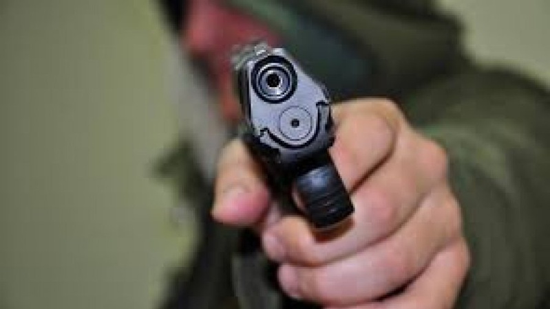 Погрожували пістолетом та відібрали 2000 євро: за розбій судитимуть трьох волинян