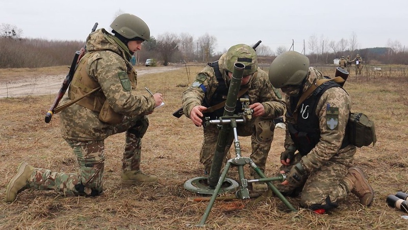 На Волині тероборонівці вчаться відбивати атаки ворога з мінометів. ФОТО. ВІДЕО
