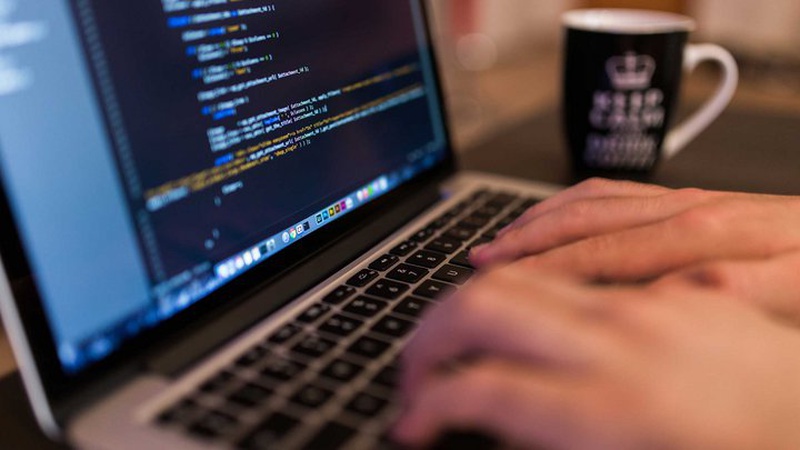 Українці зможуть безоплатно отримати професію у сфері IT, – Мінцифра