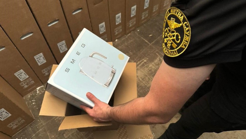 Сотня EcoFlow, 94 телевізори і 61 електрочайник: на кордоні чоловік не задекларував товар вартістю понад 5 млн грн