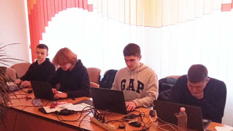 Юні волинські  програмісти — призери одного з найскладніших турнірів