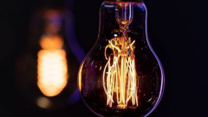 Відповіли на найпоширеніші запитання щодо відключень світла на Волині