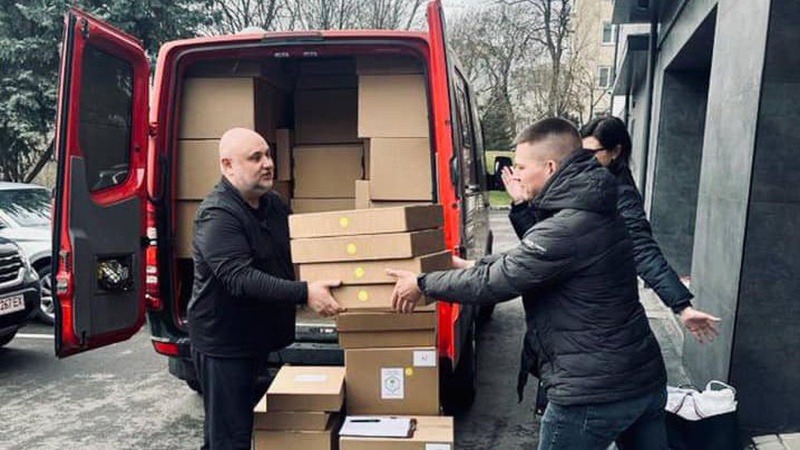 Волинські лісівники передали допомогу на фронт