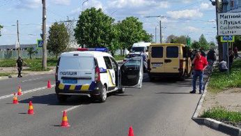 В Луцьку зіштовхнулись три автомобілі