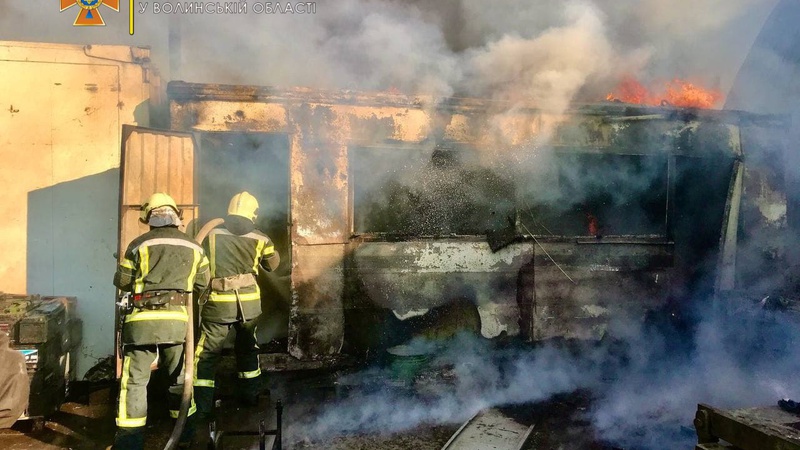 На Волині горіли житлові сектори