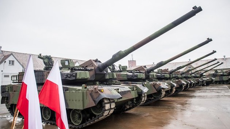 У Польщі створюють нову дивізію поблизу кордонів білорусі та рф