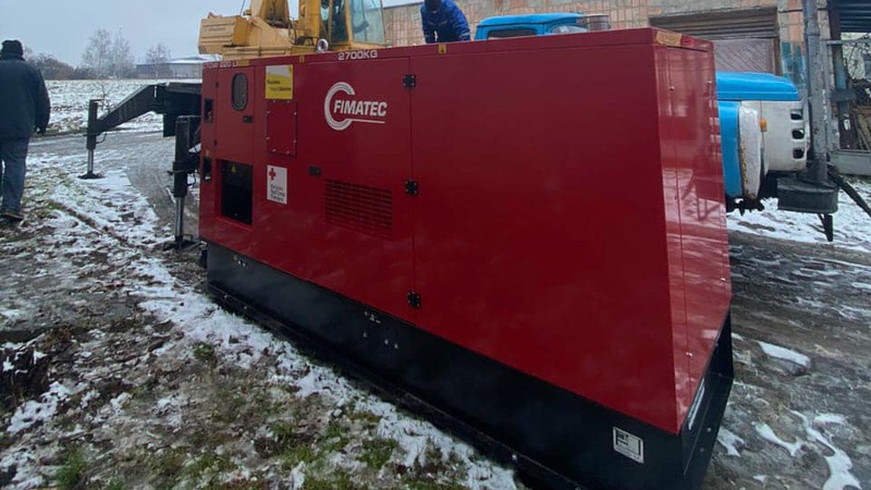 У Луцьк привезли потужний генератор для водоканалу