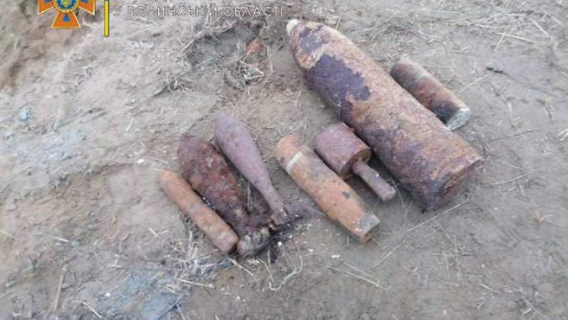 На Волині знищили 15 боєприпасів часів минулої війни. ФОТО