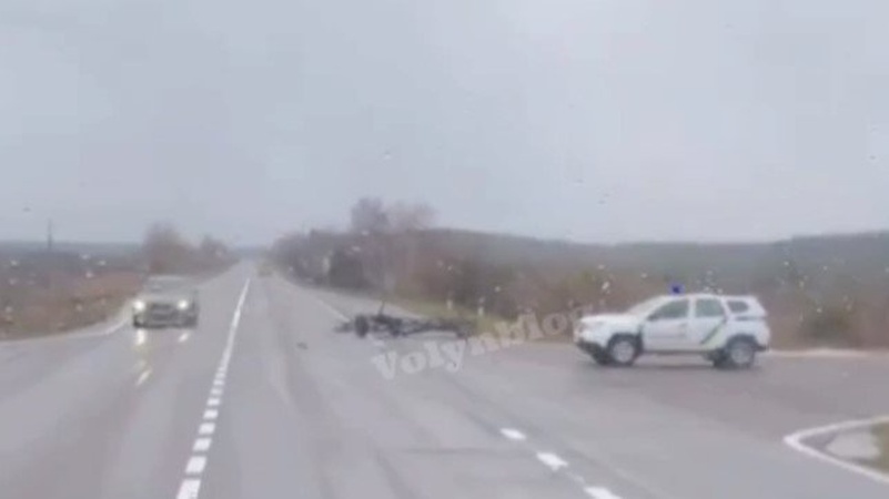 ДТП на Волині: автомобіль в’їхав у підводу