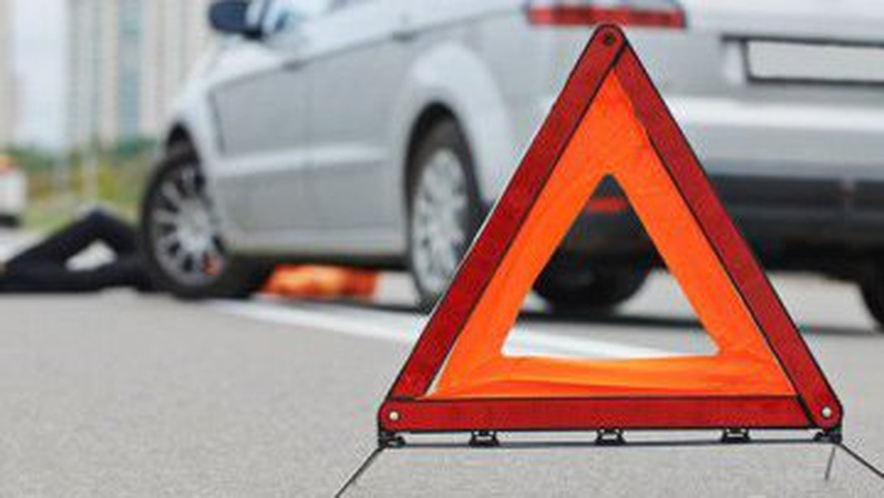 На Волині 33-річний водій збив пішохода: його госпіталізували до лікарні