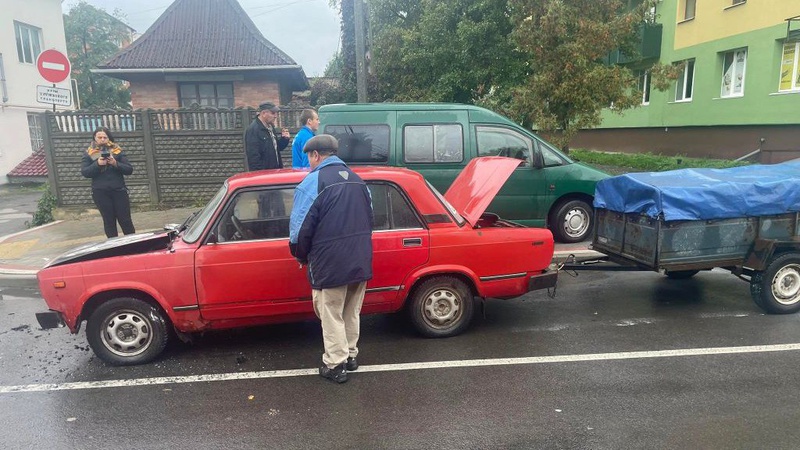 У Володимирі горіло авто