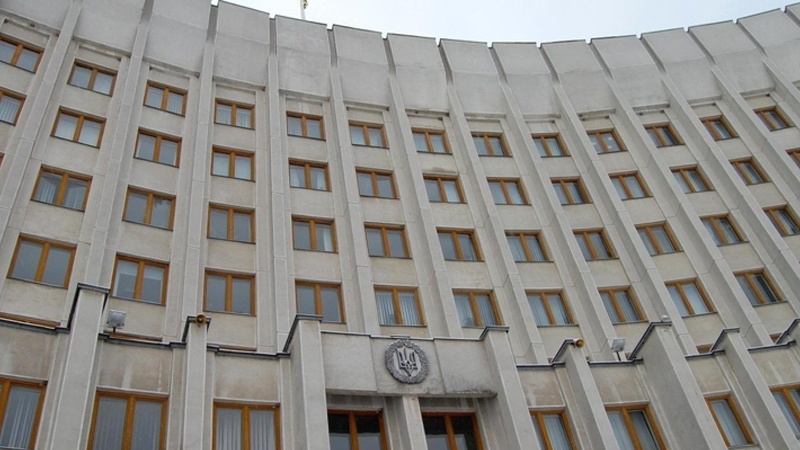 Волиньрада збільшує свій апарат і об’єднує два інтернати