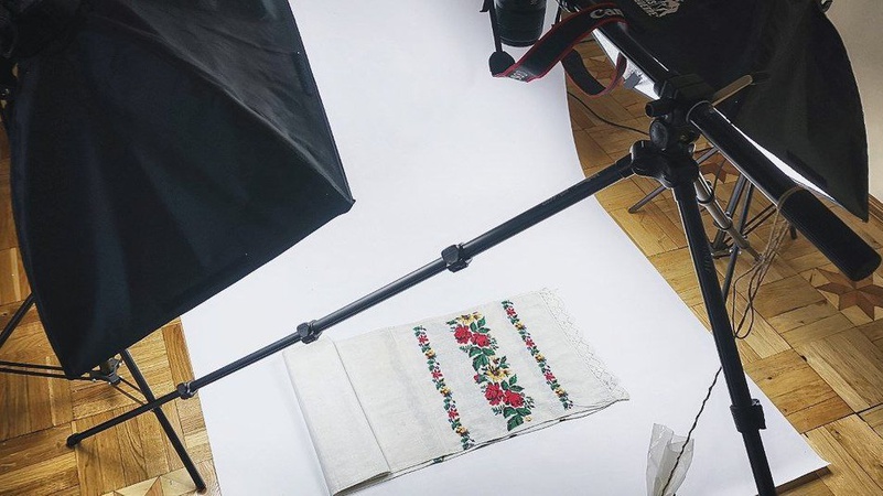 У Луцьку музейники оцифровують вишиті рушники