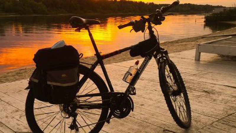 На Волині п’яний на Audi переїхав велосипеди та втік