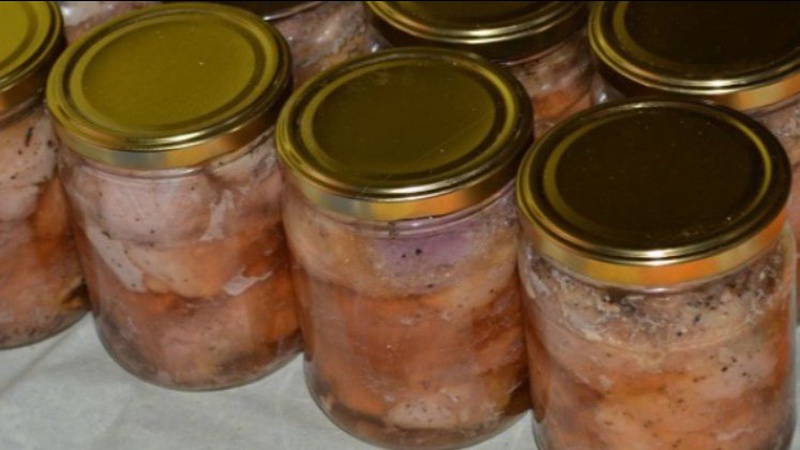 36-річний волинянин намагався вкрасти зібрану для ЗСУ консервацію