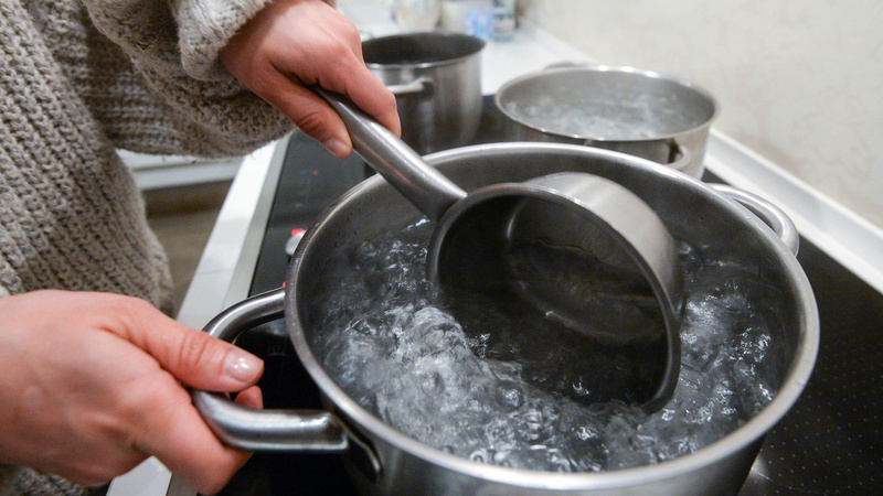 Стало відомо, коли і де у Луцьку не буде гарячої води: графік