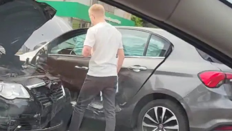 На перехресті у Луцьку не розминулися два автомобілі