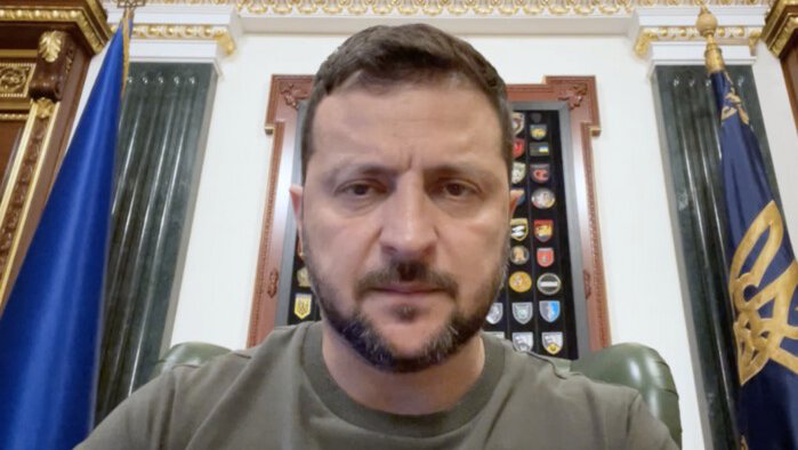 Зеленський пообіцяв відплату за жорстокий обстріл Херсонщини