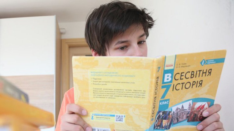 В усіх школах Луцька відновлять очне навчання