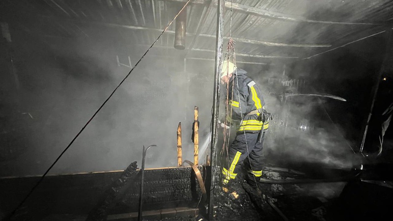 На Волині горіла господарська споруда