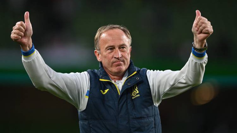 Збірна України залишилася без головного тренера