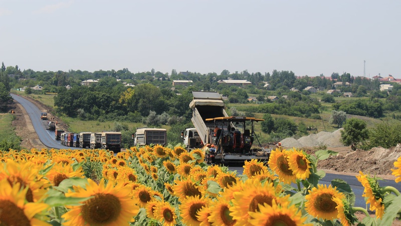Міністр інфраструктури спростував інформацію про шість платних автобанів України