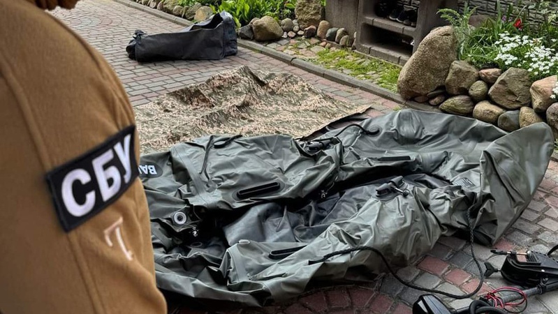 На надувних човнах в країни Євросоюзу: СБУ на Волині викрила чергову «схему для ухилянтів»