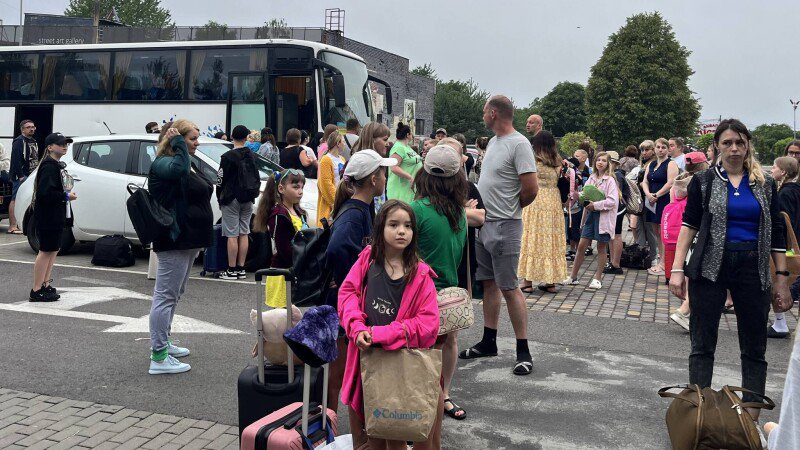 Діти воїнів з Волині поїхали на відпочинок у Карпати