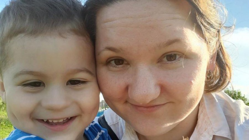 Історія переселенки з Маріуполя, яка з родиною виїхала із замінованого міста й знайшла роботу на Волині