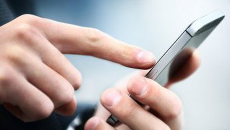 Судитимуть 20-річного волинянина, який відібрав у перехожого телефон і зняв із картки 40 тисяч