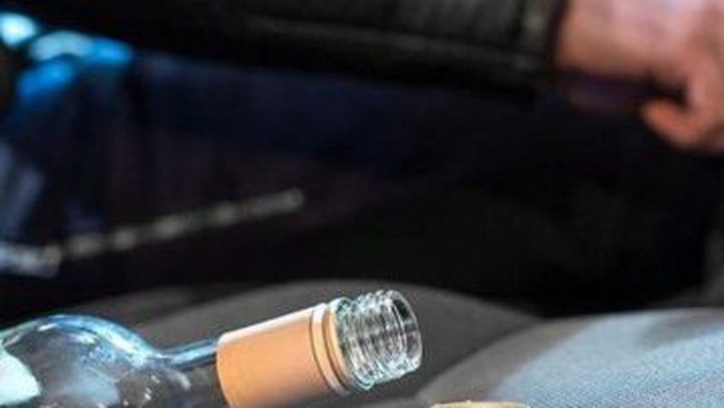 У Луцьку п’яний, як чіп, водій влетів у будівлю