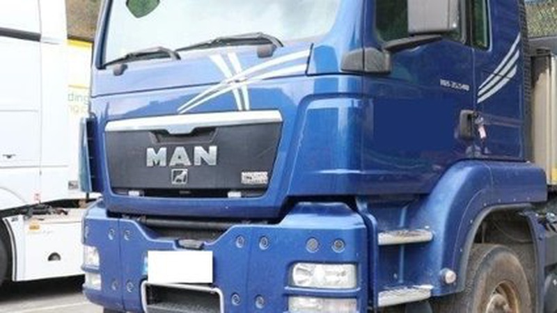 Волинська митниця продає з аукціону фуру