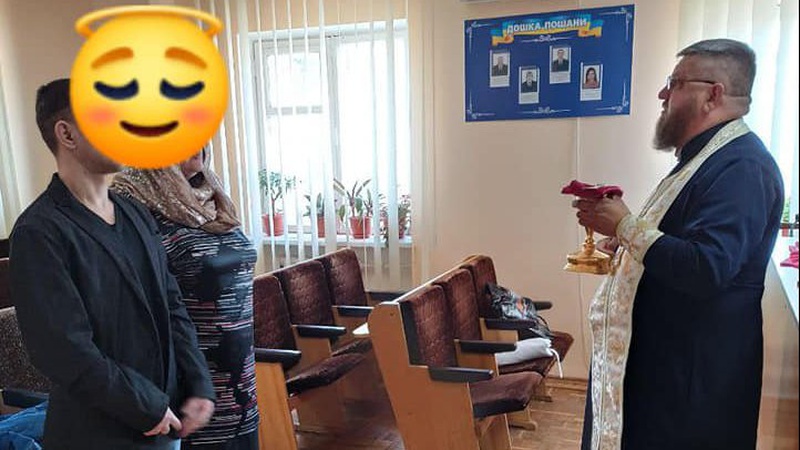 Уперше в Луцькому СІЗО провели вінчання