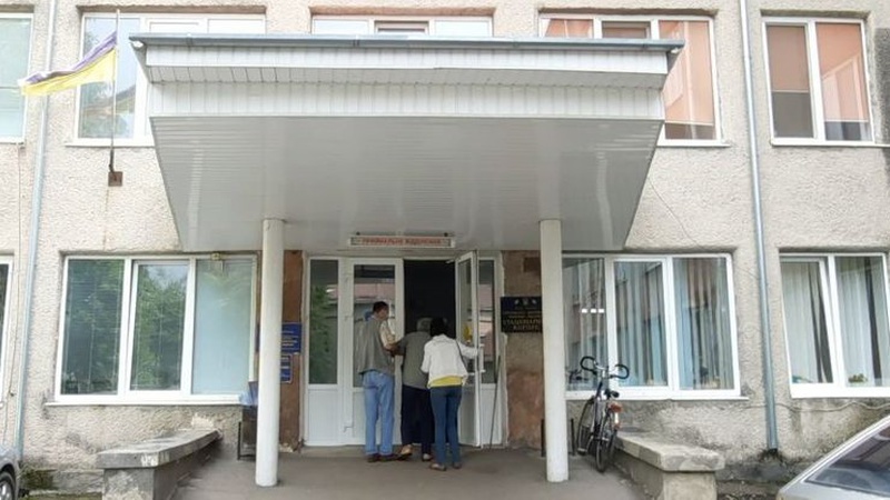 Медики розповіли про стан волинянина, якому напередодні на виробництві ампутувало праву руку