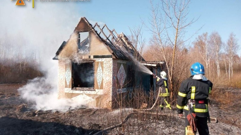 Через необережність з вогнем містян на Волині гасили три пожежі