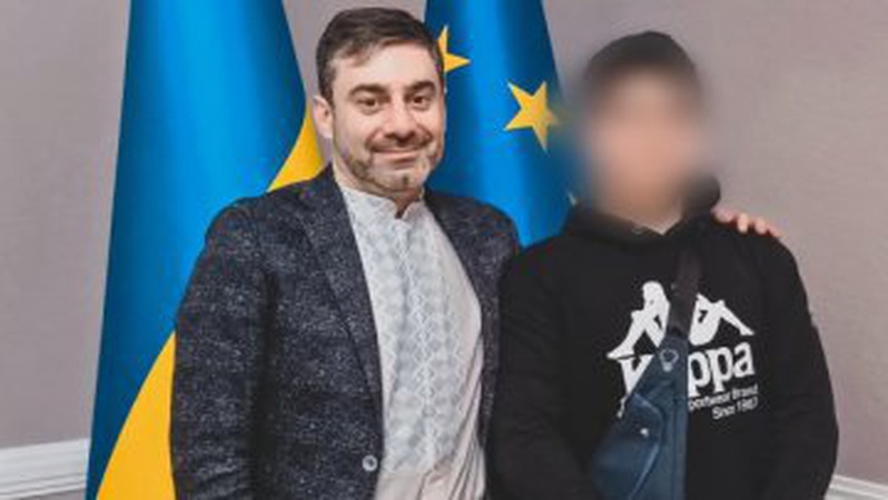 В Україну повернули 16-річного хлопця, якого окупанти вивезли до росії