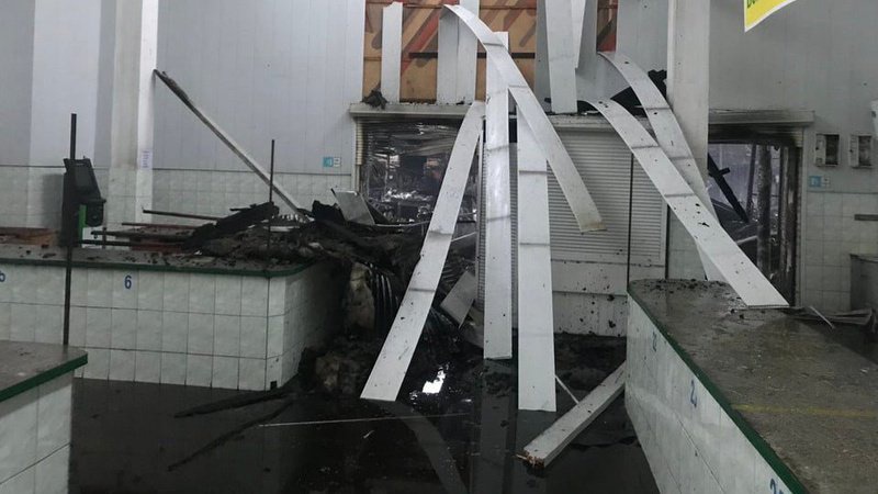 Поліція досі не встановила причин пожежі на Центральному ринку Луцька