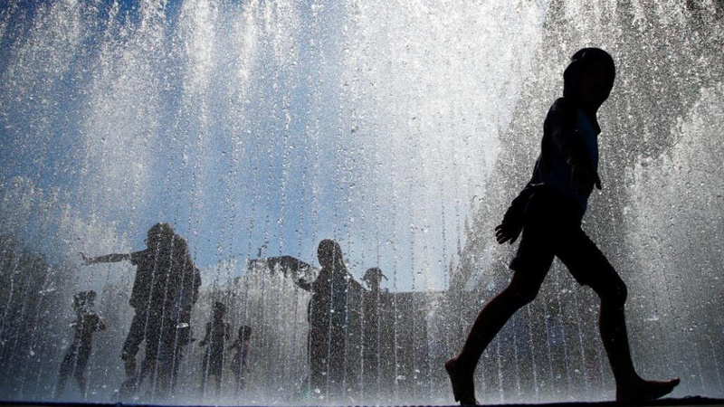 Коли спаде спека в Україні: прогноз на вихідні