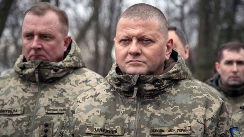 Валерій Залужний дав коментар про прослушку у своєму кабінеті