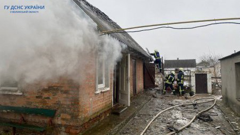 На Волині в пожежі постраждали малолітні діти, їх госпіталізували з отруєнням