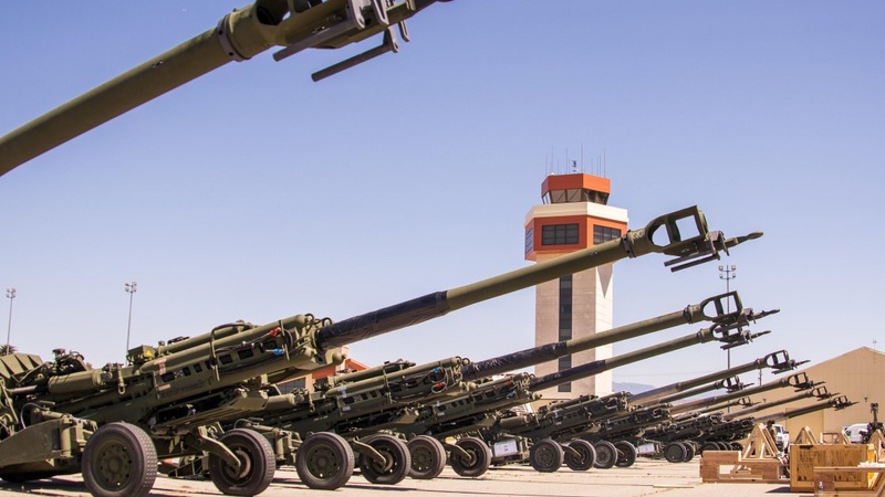 У Польщі підтвердили підписання великої угоди про постачання зброї Україні