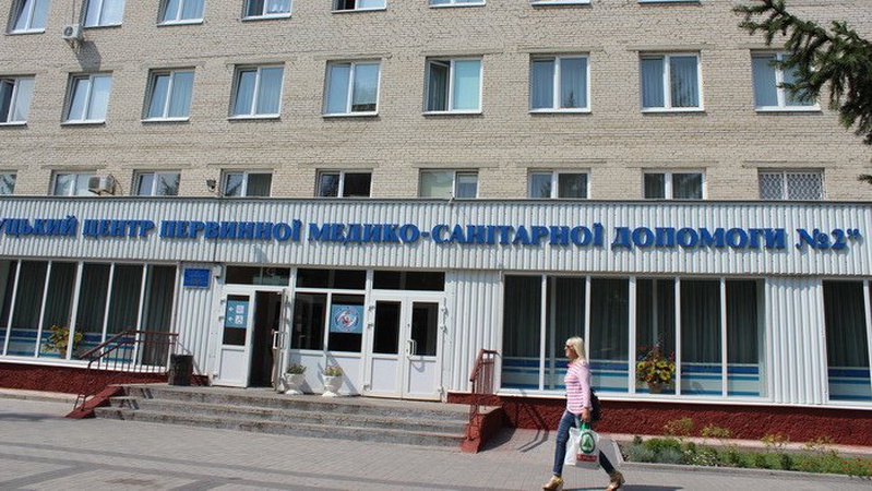 Пояснили, чому в Луцьку досі немає тепла у поліклініці №2 і в амбулаторії на Вересневому