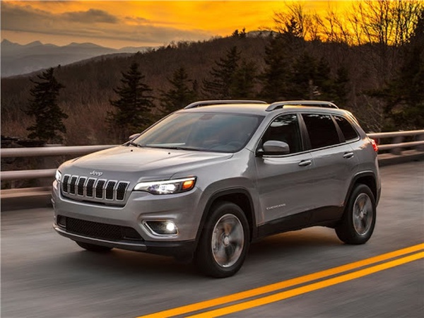 Індіанський вождь зажадав змінити назву авто «Джип Черокі»