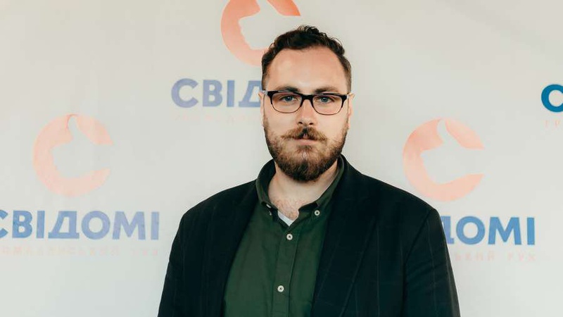 Депутат Луцької районної ради балотується в нардепи на Чернігівщині. Навіщо?