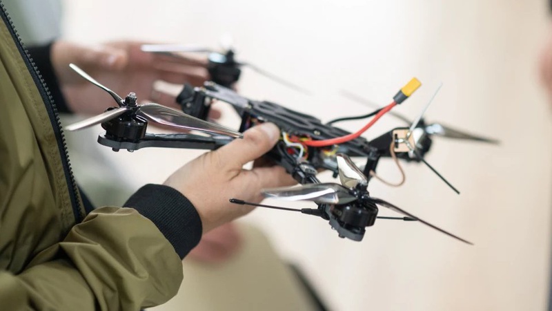 На Волині запрацював Центр підготовки операторів дронів «Чорний лелека»