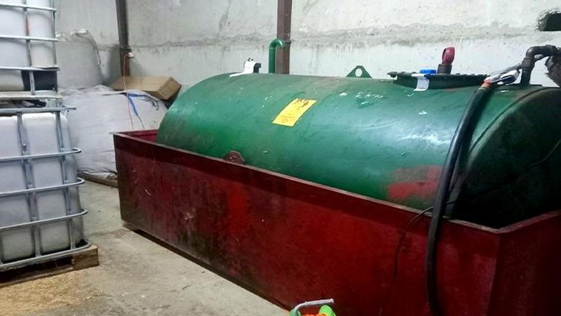 На волинському підприємстві незаконно зберігали пальне без ліцензії